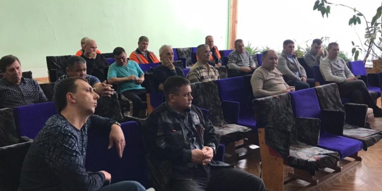 Встречу с трудящимися Шахтинска провели кандидаты в депутаты партии «AMANAT»
