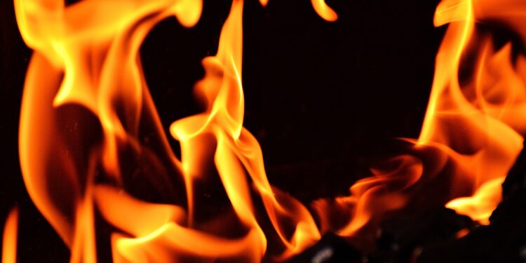 Двое детей сгорели заживо в частном доме в Актобе
