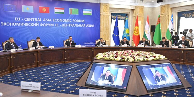 Второй Экономический форум "Европейский Союз – Центральная Азия" проходит в Алматы
