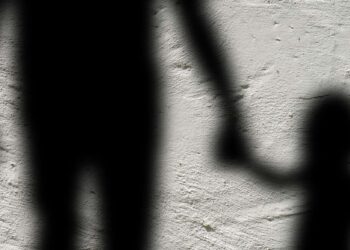 Отчим, изнасиловавший двух сестрёнок в Таразе, всё ещё на свободе