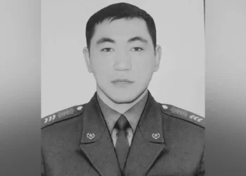 Орденом за доблесть посмертно наградил Токаев погибшего при пожаре на Медеу спасателя