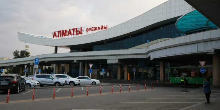 Массовые незаконные застройки на территории аэропортов выявили прокуроры