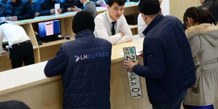475 автомобилей незаконно завезли в Казахстан - Антикор