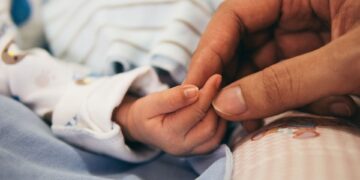 Мать убила кулаком своего новорожденного ребенка