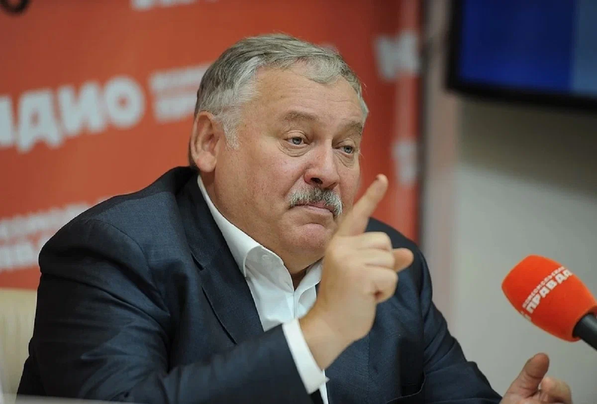 Российского депутата развернули на границе за антиказахские высказывания