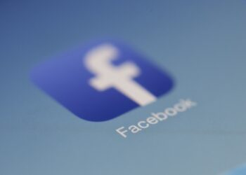 В Атырауской области женщина пождала в суд на пользователя Facebook