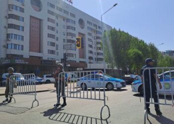 Заложники освобождены, захватчик задержан - МВД РК о происшествии в отделении банка в Астане