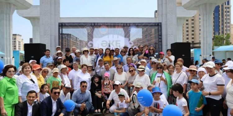 В Казахстане впервые в истории отметили День отца