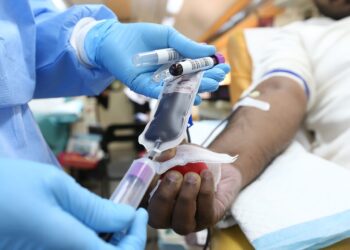ВИЧ был обнаружен после переливания крови у пациентов Центральной городской клинической больницы Алматы