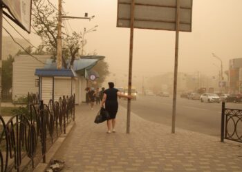 Жара, дожди и пыльная буря: какая погода ожидается в Казахстане