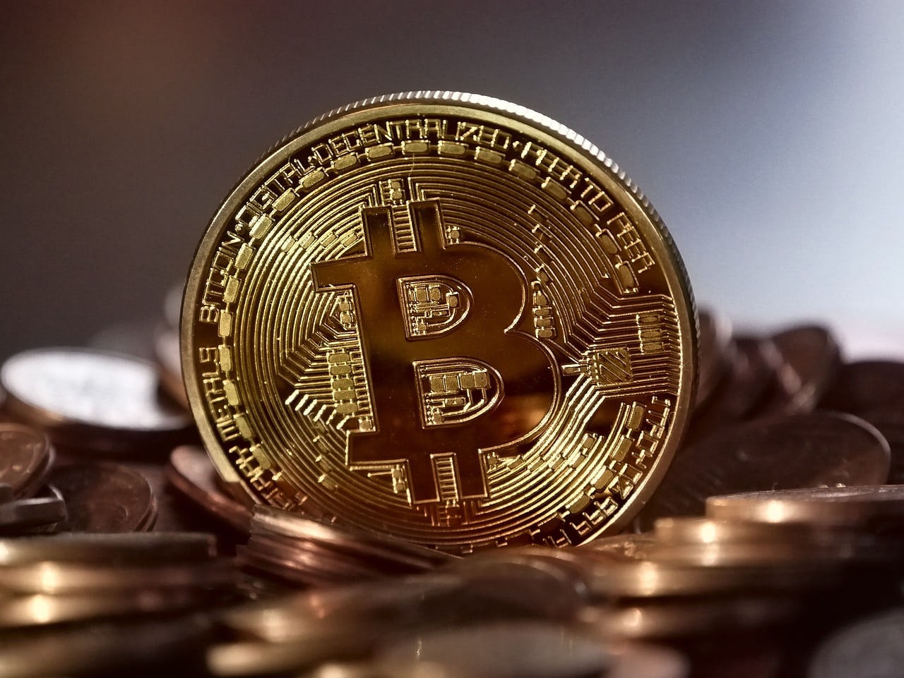 Преступный доход в криптовалюте на 47 млн тенге АФМ разместили на криптобирже